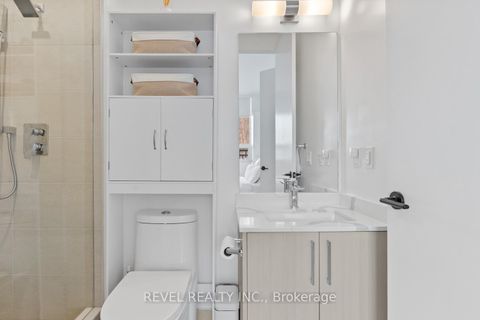 Photo 12 at 123 - 2075 King Rd Road, King City, King