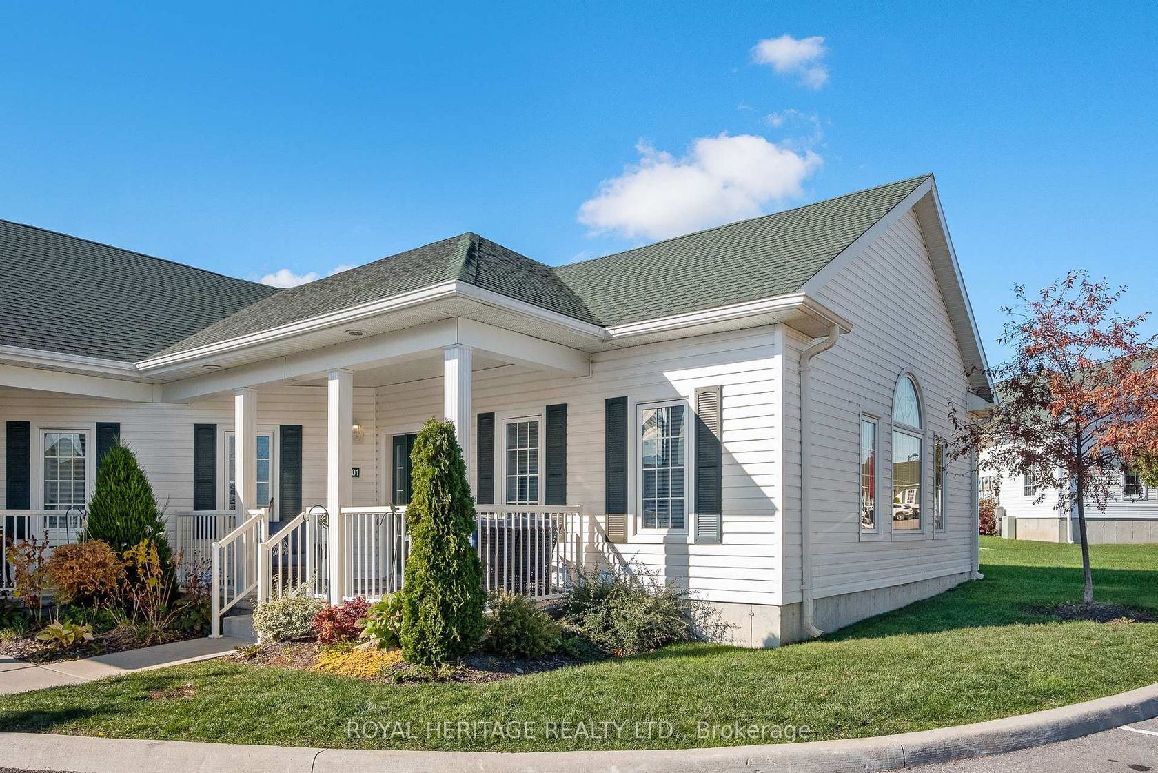 2001 - 300 Croft Street, Port Hope 