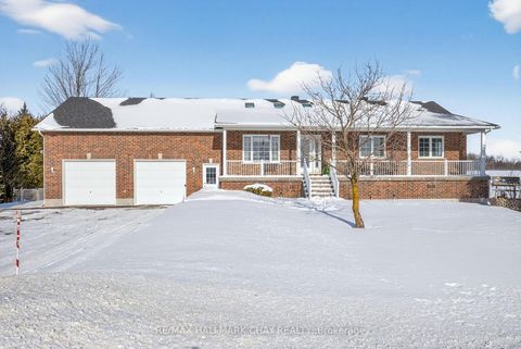 Photo 2 at 2452 10th Line, Rural Innisfil, Innisfil