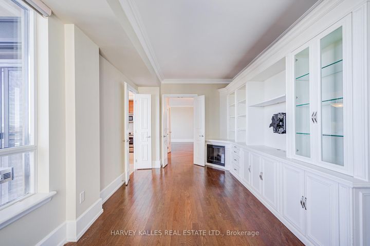 Photo 11 at 1602B - 660 Sheppard Avenue E, Bayview Village, Toronto