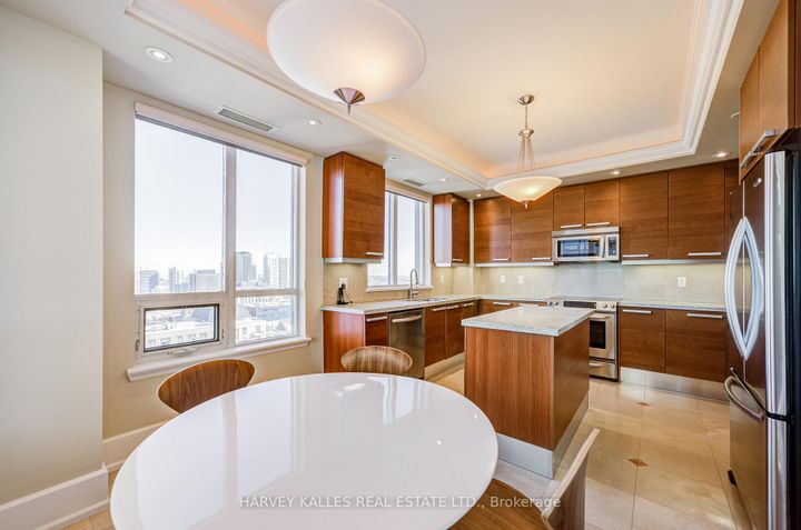 Photo 17 at 1602B - 660 Sheppard Avenue E, Bayview Village, Toronto