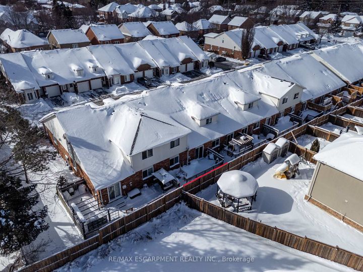 Photo 4 at 29 - 222 Fellowes Crescent, Waterdown, Hamilton