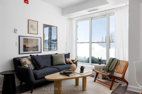 Photo 3 at 202 - 385 Osler Street, Pellam Park, Toronto