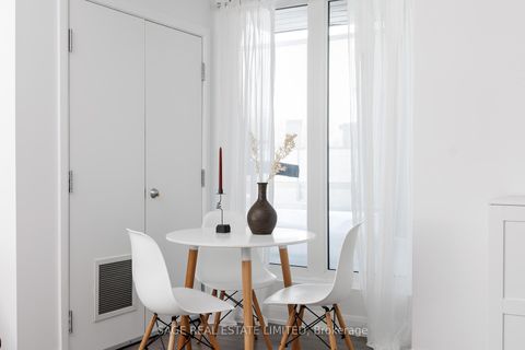 Photo 7 at 202 - 385 Osler Street, Pellam Park, Toronto