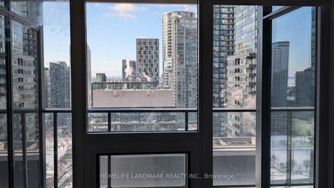 Photo 11 at 2612 - 3 Concord Cityplace Way, Waterfront Communities C1, Toronto