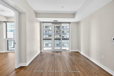 Photo 10 at 707 - 39 Roehampton Avenue, Mount Pleasant West, Toronto