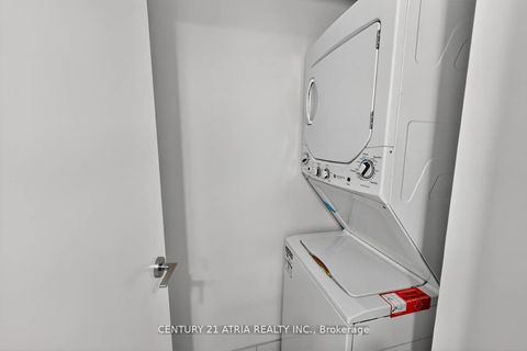 Photo 22 at 707 - 39 Roehampton Avenue, Mount Pleasant West, Toronto