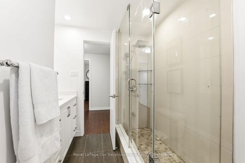 Photo 28 at 31 Boundy Crescent, L'Amoreaux, Toronto