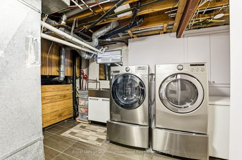 Photo 36 at 31 Boundy Crescent, L'Amoreaux, Toronto