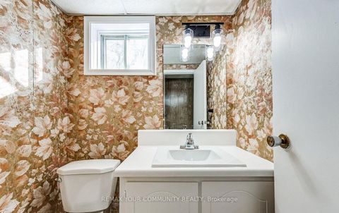 Photo 32 at 37 Mackay Drive, South Richvale, Richmond Hill