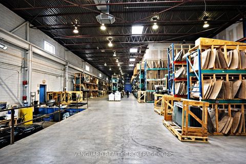 Photo 8 at 157 Toryork Drive, Humber Summit, Toronto