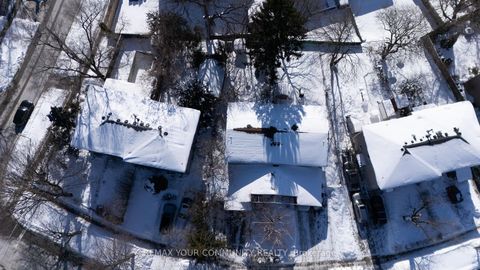 Photo 43 at 11 Greenwin Village Road, Newtonbrook West, Toronto