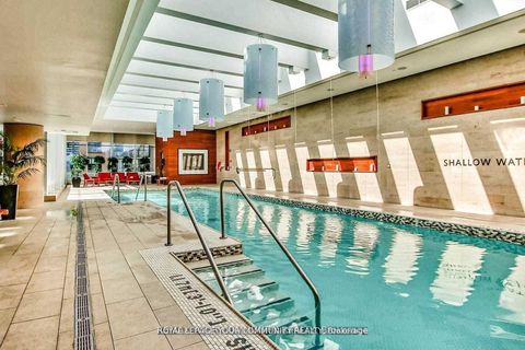 Photo 27 at 5207 - 180 University Avenue, Bay Street Corridor, Toronto