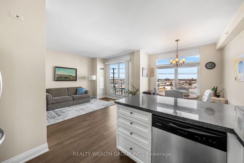 Photo 7 at 520 - 12 Woodstream Boulevard, Vaughan Grove, Vaughan