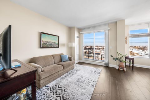 Photo 12 at 520 - 12 Woodstream Boulevard, Vaughan Grove, Vaughan