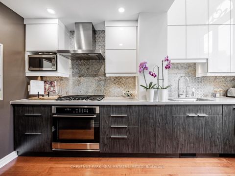 Photo 8 at 4 - 280 Sherbourne Street, Moss Park, Toronto