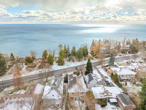 Photo 1 at 458 Guildwood Parkway, Guildwood, Toronto