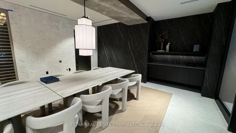 Photo 3 at 601 - 2 Forest Hill Road, Casa Loma, Toronto