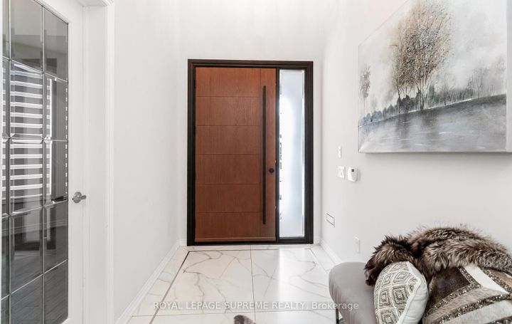 Photo 2 at 95 Selby Crescent, Bradford, Bradford West Gwillimbury