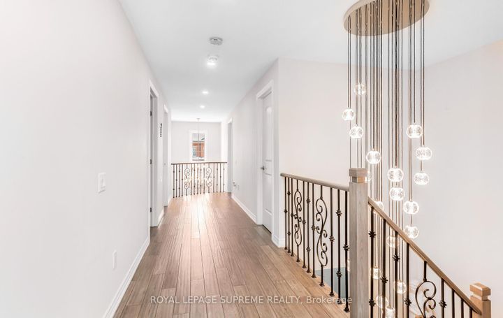 Photo 18 at 95 Selby Crescent, Bradford, Bradford West Gwillimbury