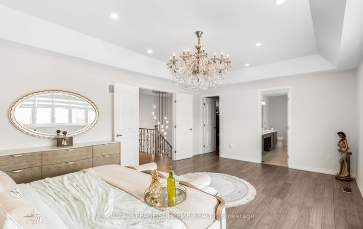 Photo 22 at 95 Selby Crescent, Bradford, Bradford West Gwillimbury