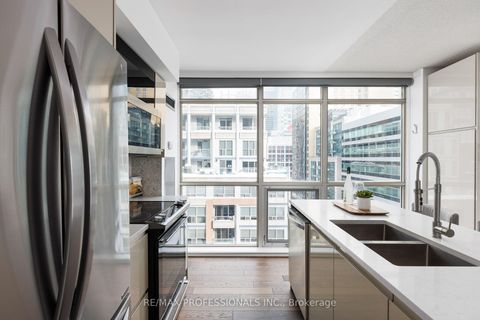 Photo 24 at 912 - 36 Blue Jays Way, Waterfront Communities C1, Toronto