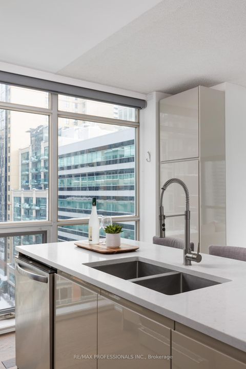 Photo 25 at 912 - 36 Blue Jays Way, Waterfront Communities C1, Toronto