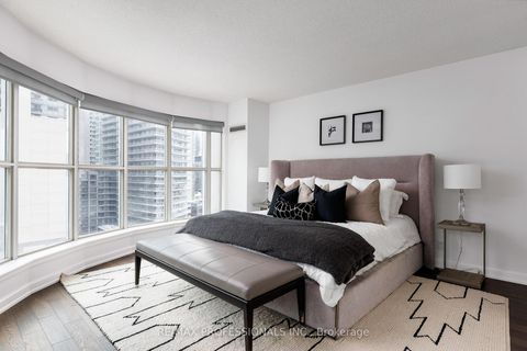 Photo 33 at 912 - 36 Blue Jays Way, Waterfront Communities C1, Toronto
