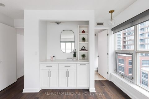 Photo 35 at 912 - 36 Blue Jays Way, Waterfront Communities C1, Toronto