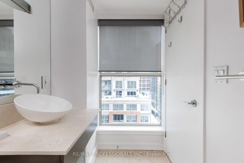 Photo 37 at 912 - 36 Blue Jays Way, Waterfront Communities C1, Toronto