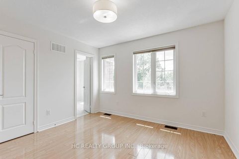 Photo 19 at 106 - 15 Old Colony Road, Oak Ridges Lake Wilcox, Richmond Hill