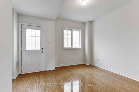 Photo 33 at 106 - 15 Old Colony Road, Oak Ridges Lake Wilcox, Richmond Hill