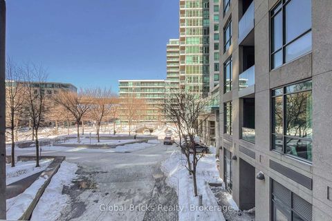 Photo 17 at #215 - 215 Fort York Boulevard, Niagara, Toronto