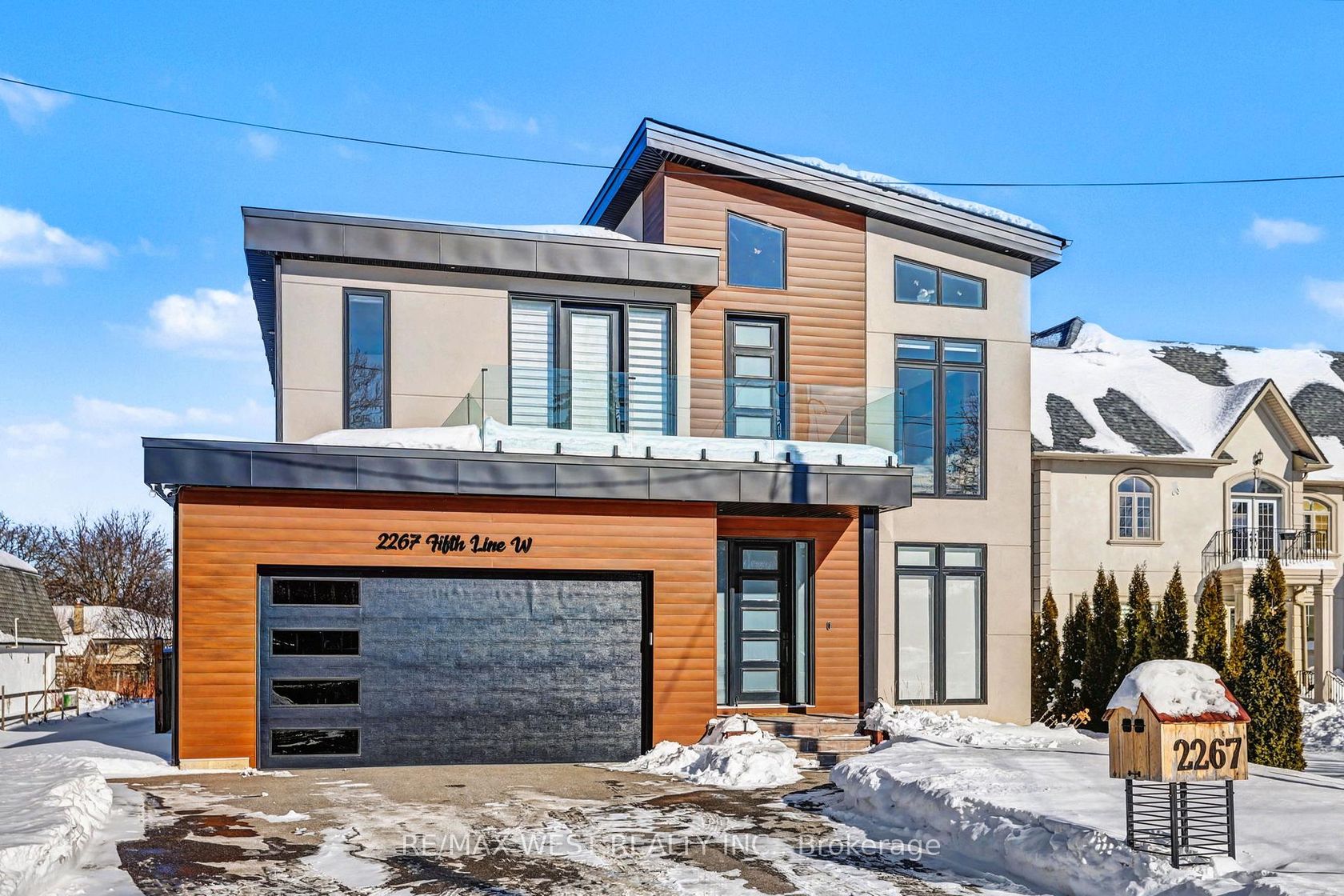 2267 Fifth Line W, Sheridan, Mississauga 