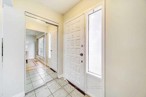 Photo 4 at 72 Lowry Square, Malvern, Toronto