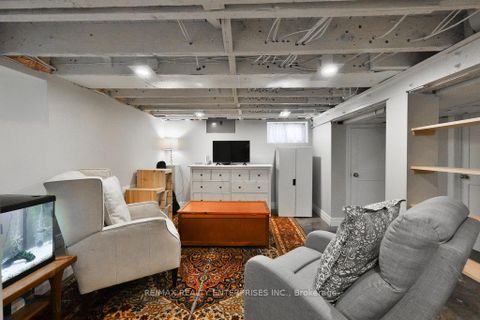 Photo 22 at 44 Mississauga Road N, Port Credit, Mississauga