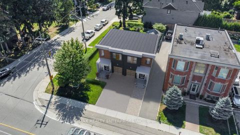 Photo 28 at 44 Mississauga Road N, Port Credit, Mississauga