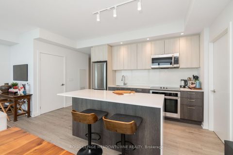 Photo 9 at 2307 - 1926 Lake Shore Boulevard W, Swansea, Toronto