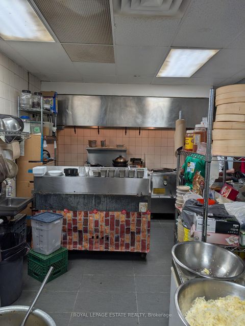 Photo 5 at 804 Eglinton Avenue E, Leaside, Toronto