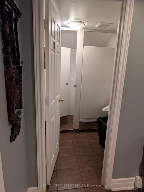 Photo 7 at 804 Eglinton Avenue E, Leaside, Toronto