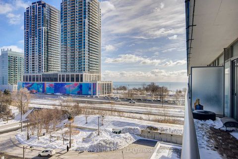 Photo 4 at 617 - 103 The Queensway, Swansea, Toronto