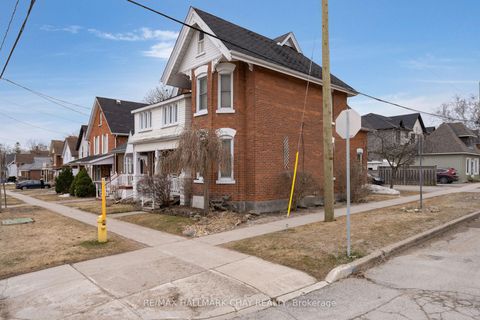 Photo 5 at #1, #2 - 66 Parkside Drive, Queen's Park, Barrie