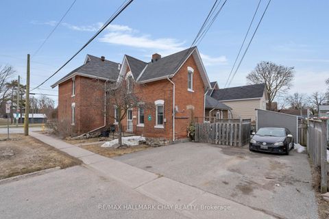 Photo 7 at #1, #2 - 66 Parkside Drive, Queen's Park, Barrie