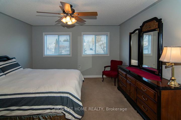 Photo 9 at 156 Gracehill Crescent, Rural Flamborough, Hamilton