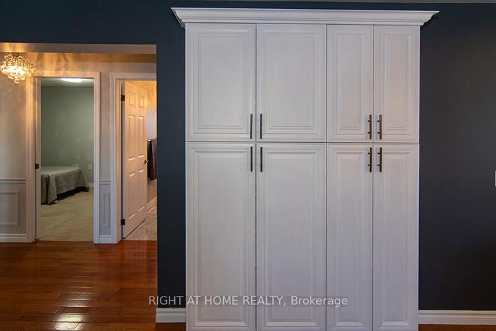 Photo 15 at 156 Gracehill Crescent, Rural Flamborough, Hamilton