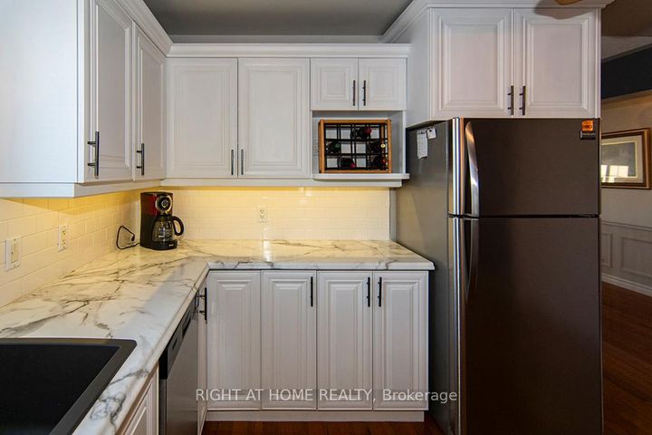 Photo 17 at 156 Gracehill Crescent, Rural Flamborough, Hamilton