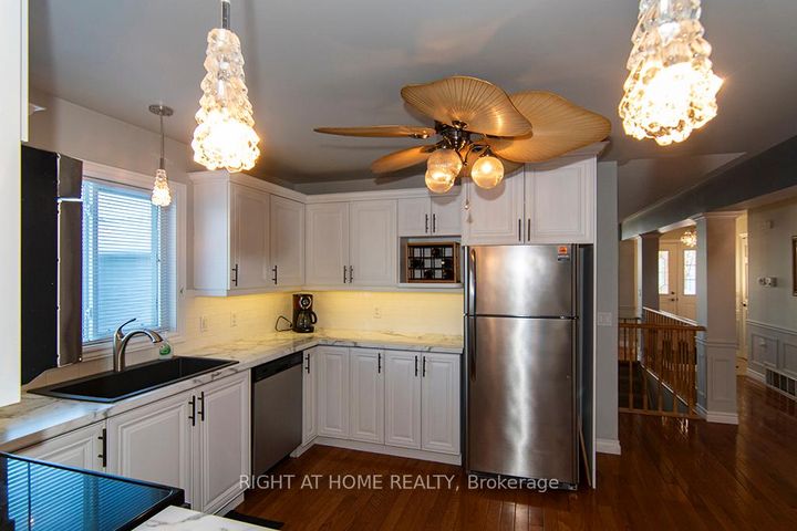 Photo 18 at 156 Gracehill Crescent, Rural Flamborough, Hamilton