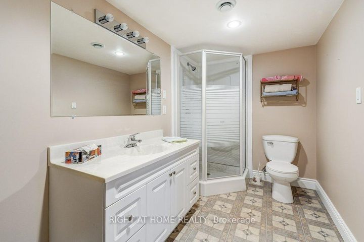 Photo 26 at 156 Gracehill Crescent, Rural Flamborough, Hamilton