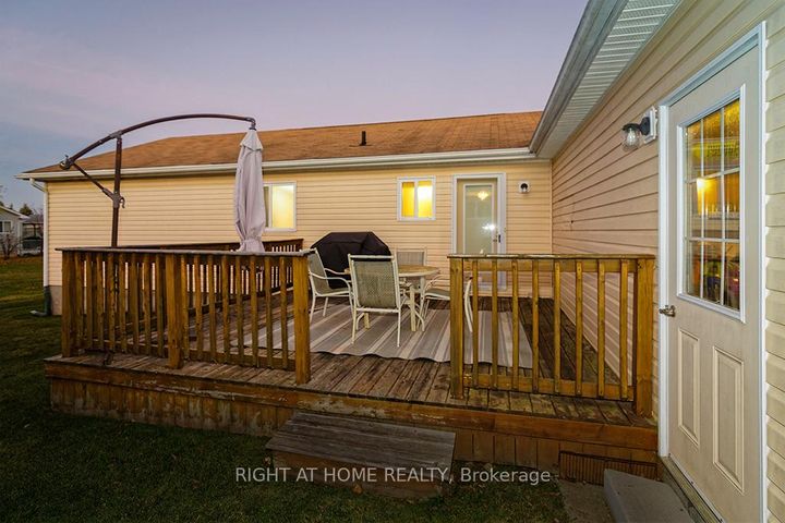 Photo 28 at 156 Gracehill Crescent, Rural Flamborough, Hamilton