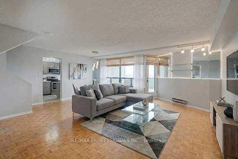 Photo 9 at D13 - 288 Mill Road, Markland Wood, Toronto